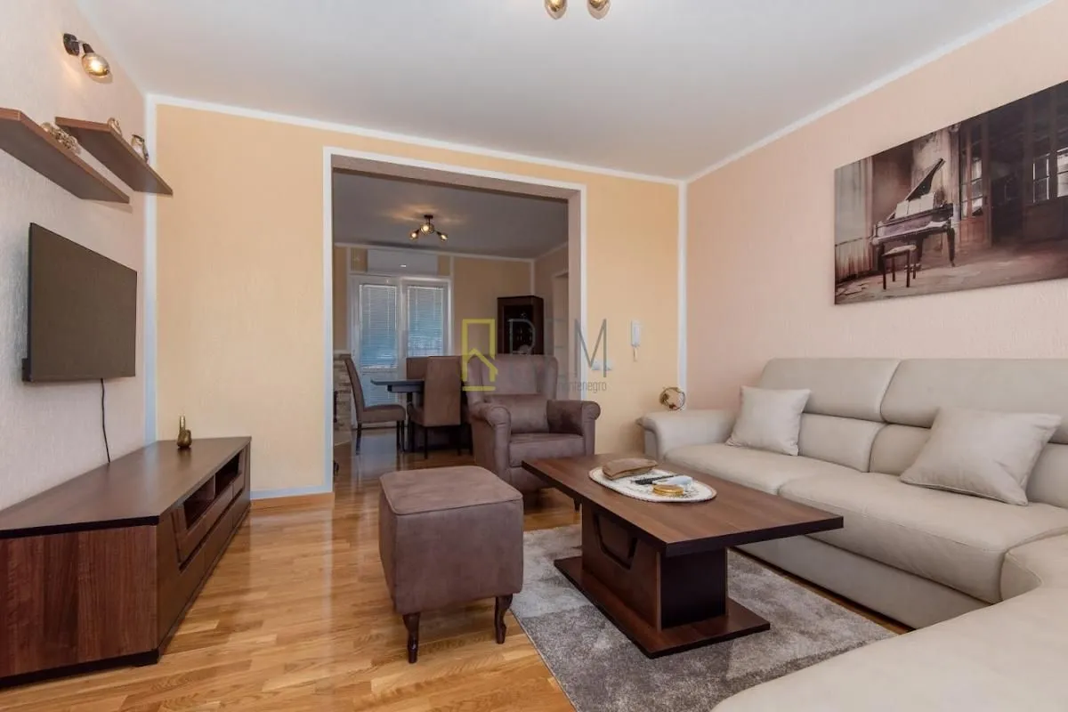 Prodaja, kuća, 340m², Bar, Crna Gora