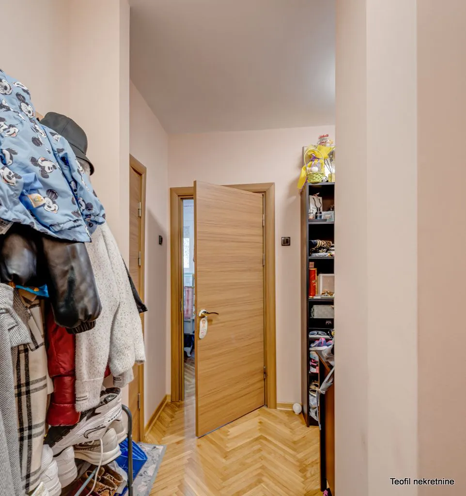 Sale, two bedroom apartment, 84m², Vračar, Šid