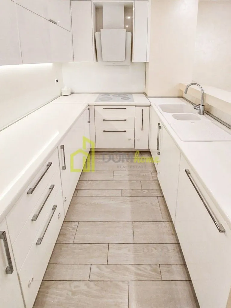 Prodaja, dvosoban stan, 80m², Budva, Crna Gora