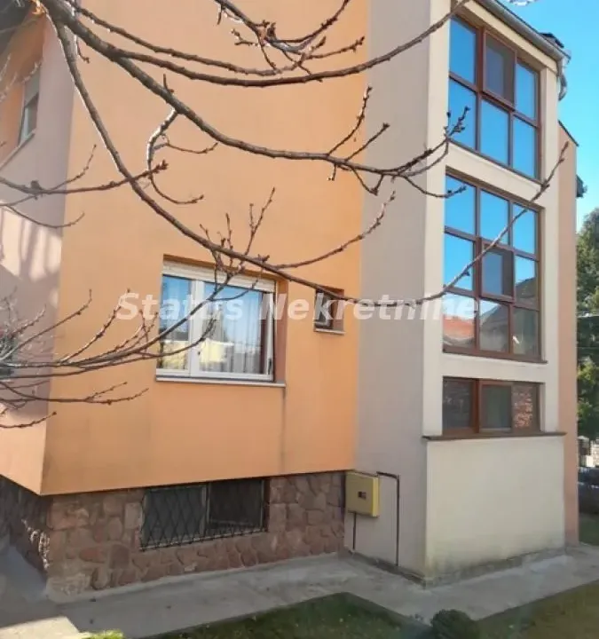 Prodaja, kuća, 360m², Sremska Kamenica, Petrovaradin