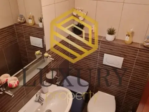 Sale, apartment, 91m², Tološka šuma, Podgorica - image 12