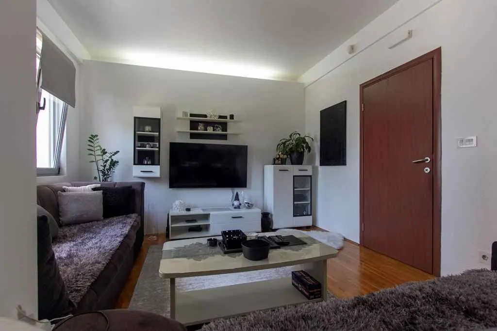 Prodaja, dvosoban stan, 61m², Ulcinj, Crna Gora