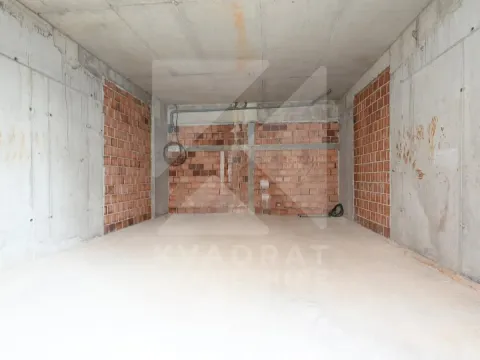 Prodaja, poslovni prostor, 100m², Stari Aerodrom, Podgorica - image 2