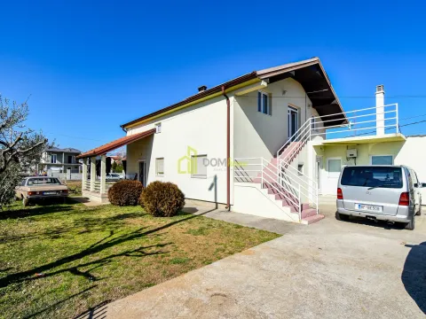 Prodaja, kuća, 200m², Donji Kokoti, Podgorica - image 22