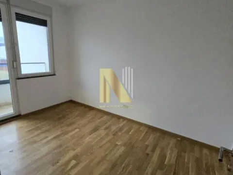 Prodaja, trosoban stan, 84m², Alibegovac, Petrovaradin - image 7