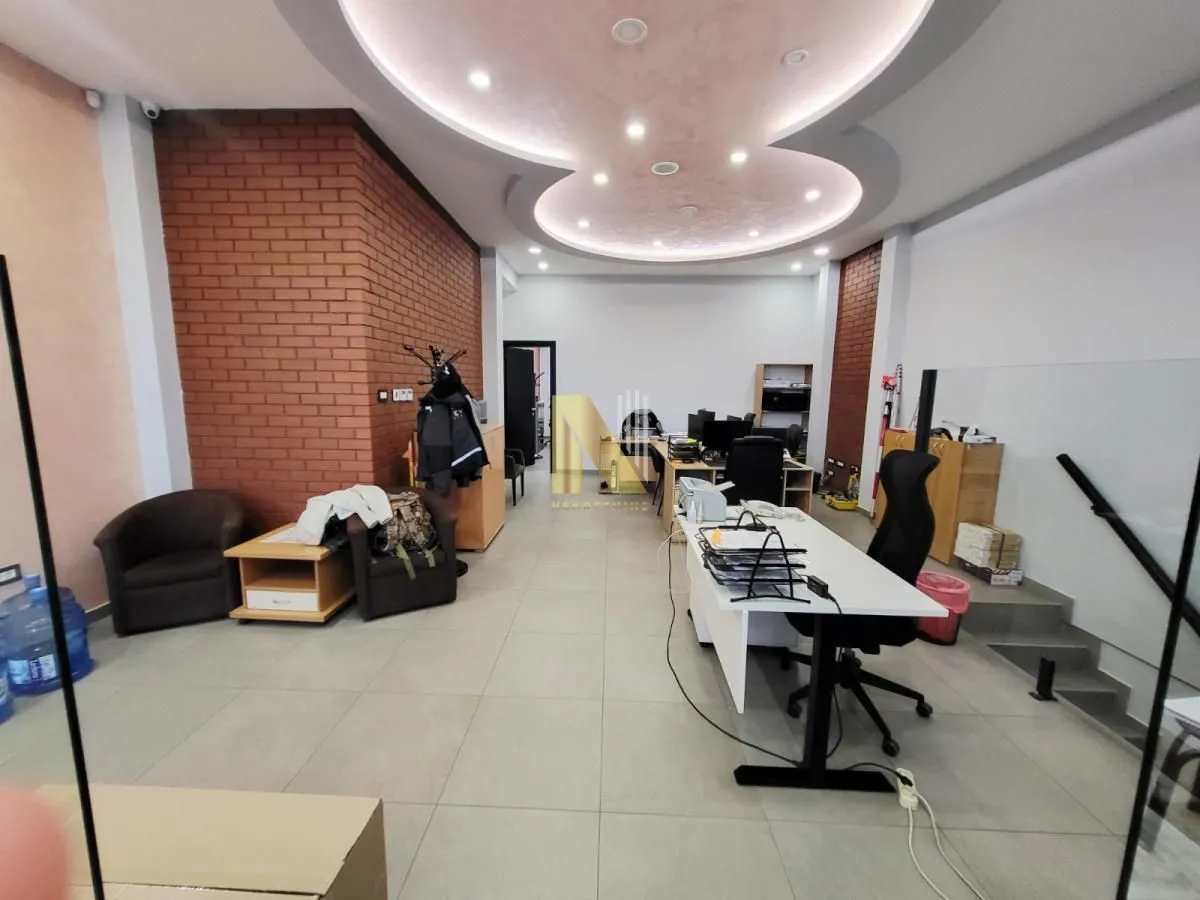 Sale, office space, 207m², Sajmište, Novi Sad