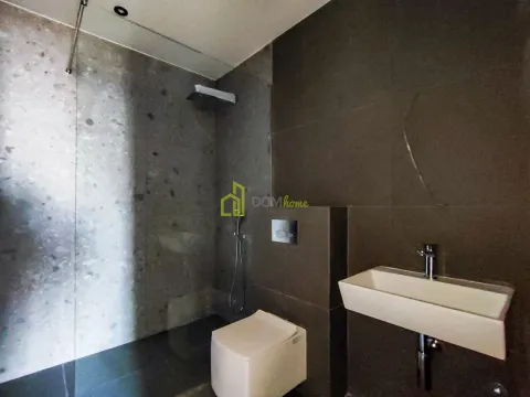 Izdavanje, trosoban stan, 143m², Centar, Podgorica - image 14