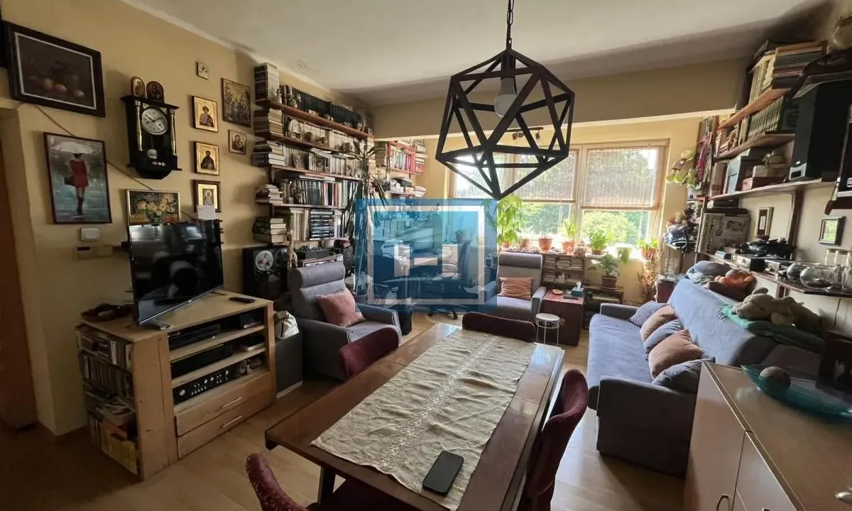 Prodaja, dvosoban stan, 58m², Centar, Paraćin
