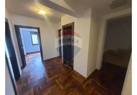 Prodaja, garsonjera, 175m², Gorica C, Podgorica - image 2