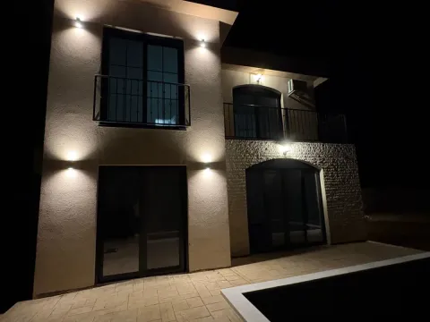 Prodaja, kuća, 225m², Zeleni Pojas, Bar - image 11