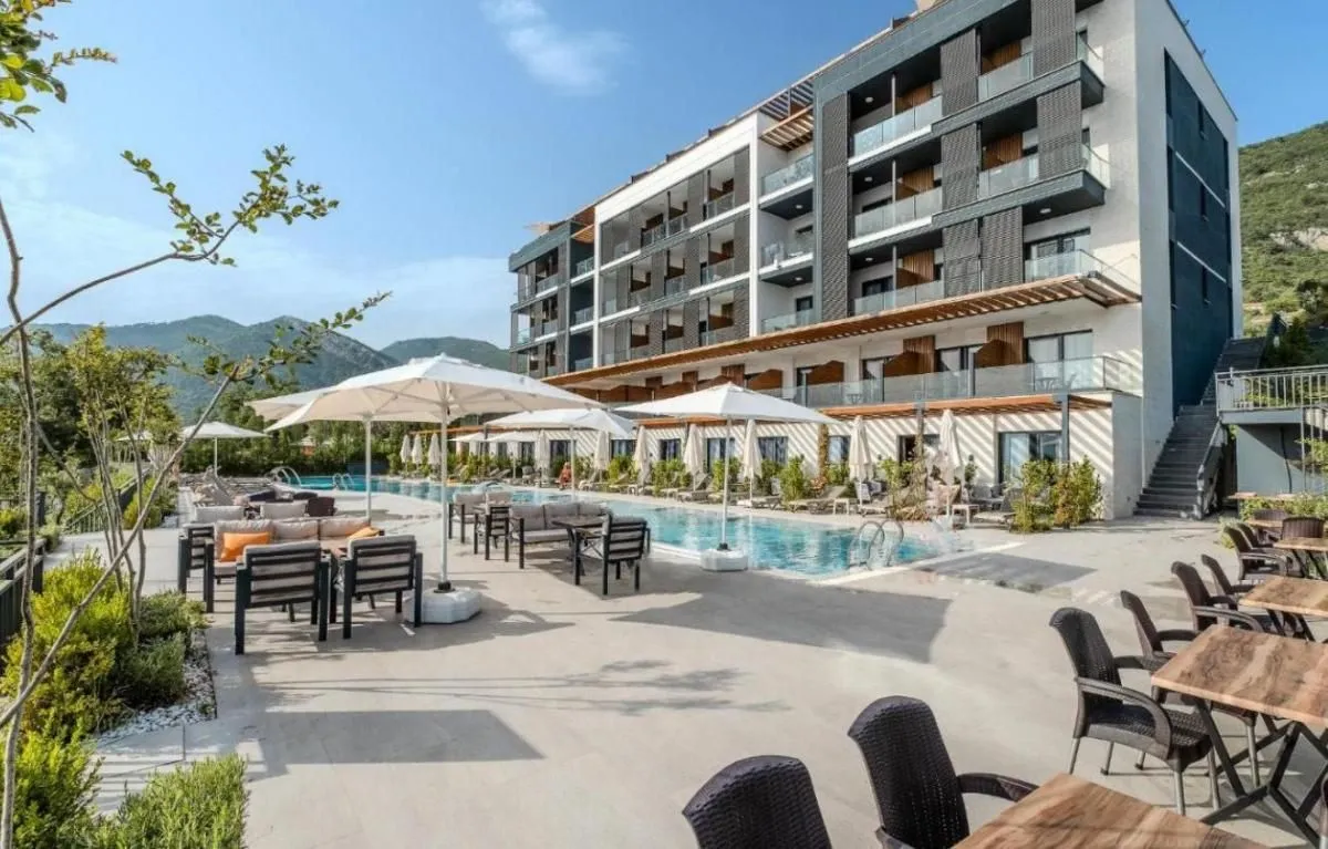 Prodaja, garsonjera, 35m², Tivat, Crna Gora