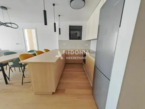 Rent, four bedroom apartment, 133m², Autokomanda, Voždovac Sve Podlokacije - image 4