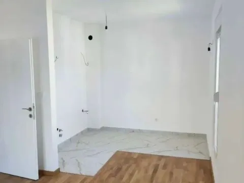 Rent, one bedroom apartment, 42m², Zagorič, Podgorica - image 2