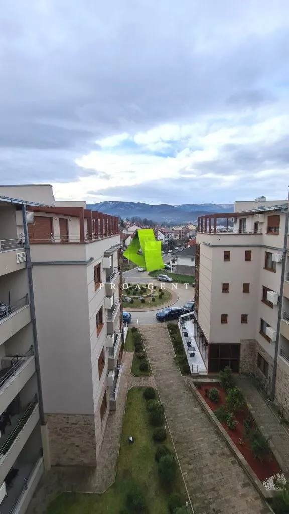 Prodaja, jednosoban stan, 78m², Centar, Vrnjačka Banja