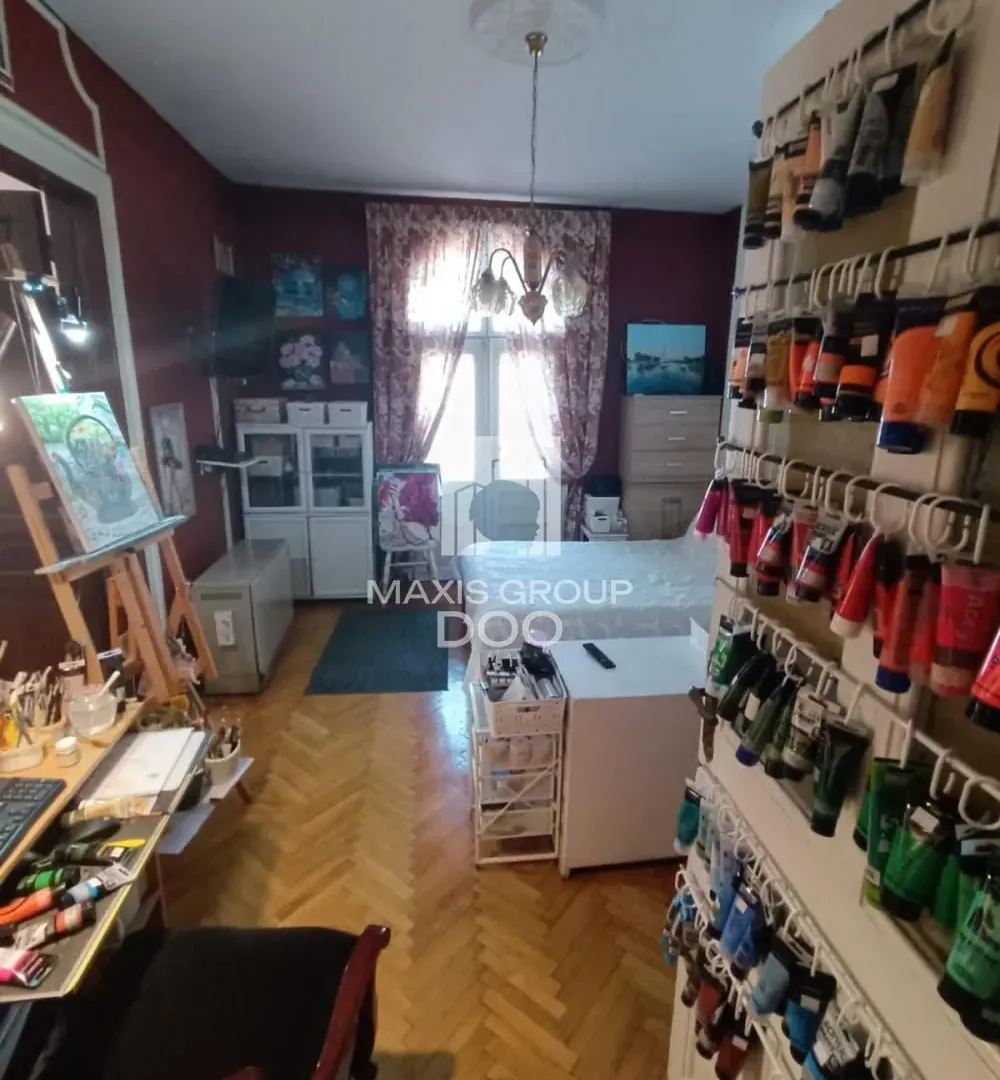 Sale, three bedroom apartment, 96m², Kalenić Pijaca, Vračar Sve Podlokacije