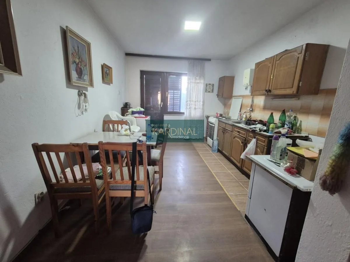 Prodaja, kuća, 298m², Budžino brdo, Jagodina