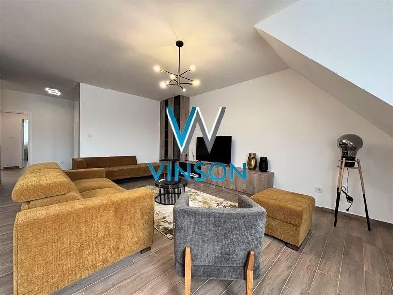 Izdavanje, dvosoban stan, 112m², Petrovaradin, Novi Sad
