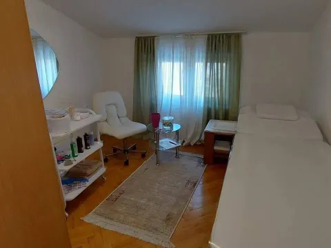 Sale, two bedroom apartment, 75m², Centar, Podgorica - image 12