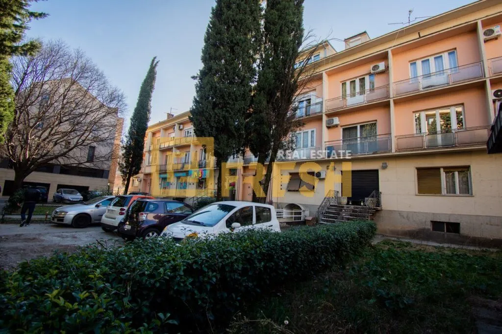 Prodaja, poslovni prostor, 42m², Centar, Podgorica