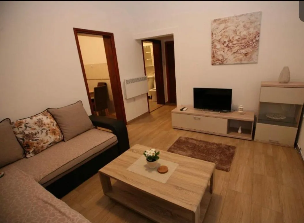Rent, one bedroom apartment, 40m², Kavač, Kotor