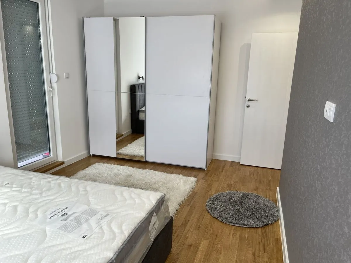 Prodaja, četvorosoban stan, 101m², Salajka, Novi Sad Sve Podlokacije