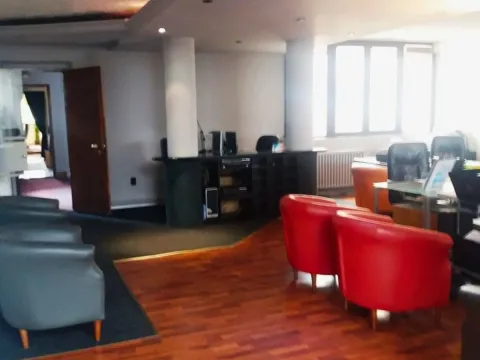 Rent, office space, 180m², Stari grad, Novi Sad - image 12