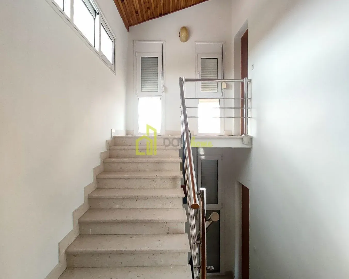 Rent, house, 458m², Rogami, Podgorica
