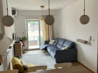 Izdavanje, jednosoban stan, 46m², Budva, Crna Gora - image 1