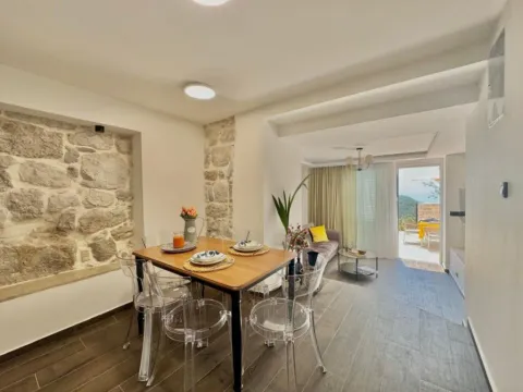 Rent, house, 80m², Kuljače, Budva - image 7