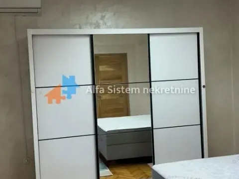 Izdavanje, trosoban stan, 105m², Savski Venac, Beograd - image 15