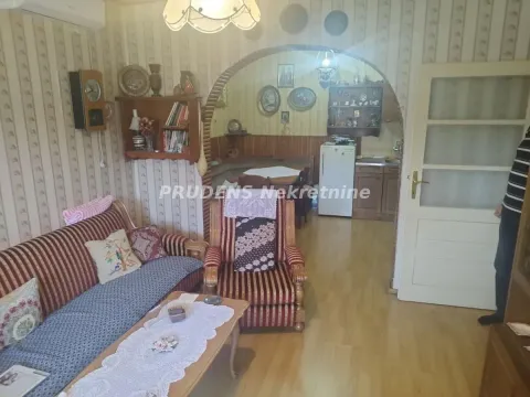 Prodaja, kuća, 240m², Surčin, Beograd - image 7