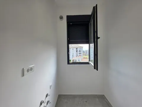 Rent, apartment, 64m², Tološi, Podgorica - image 3