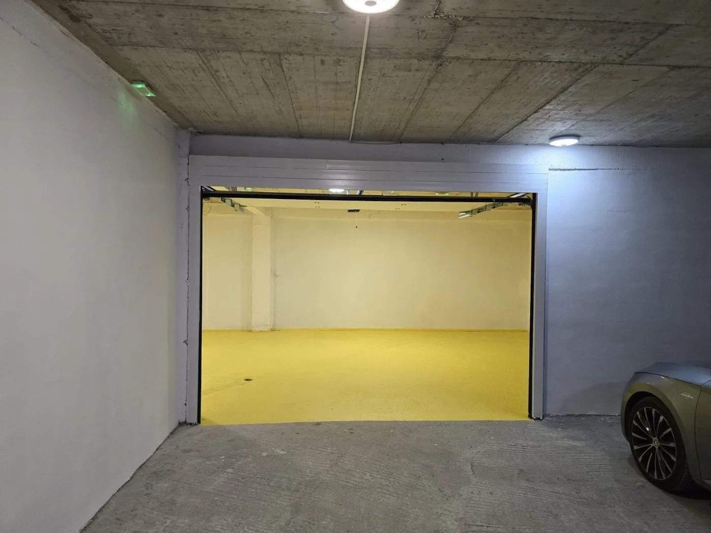Rent, parking/garage, 60m², Ljubović, Podgorica