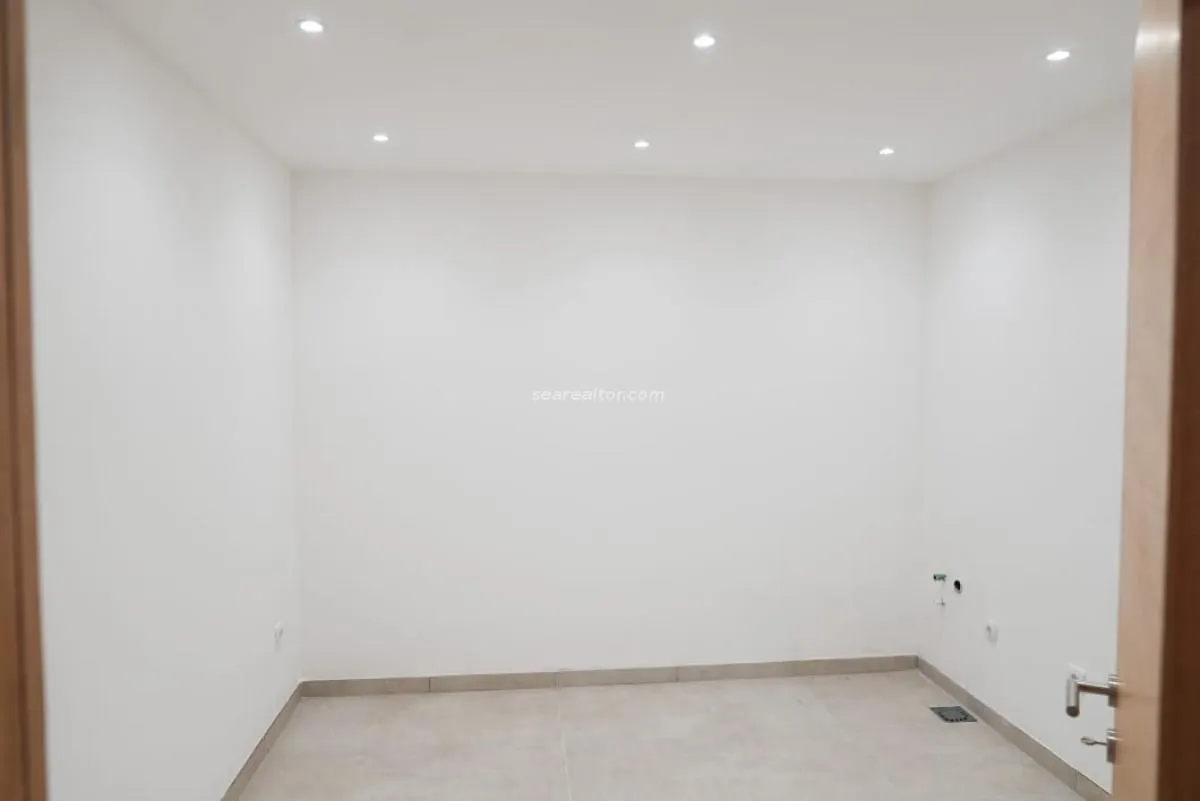 Sale, house, 420m², Blizikuće, Budva