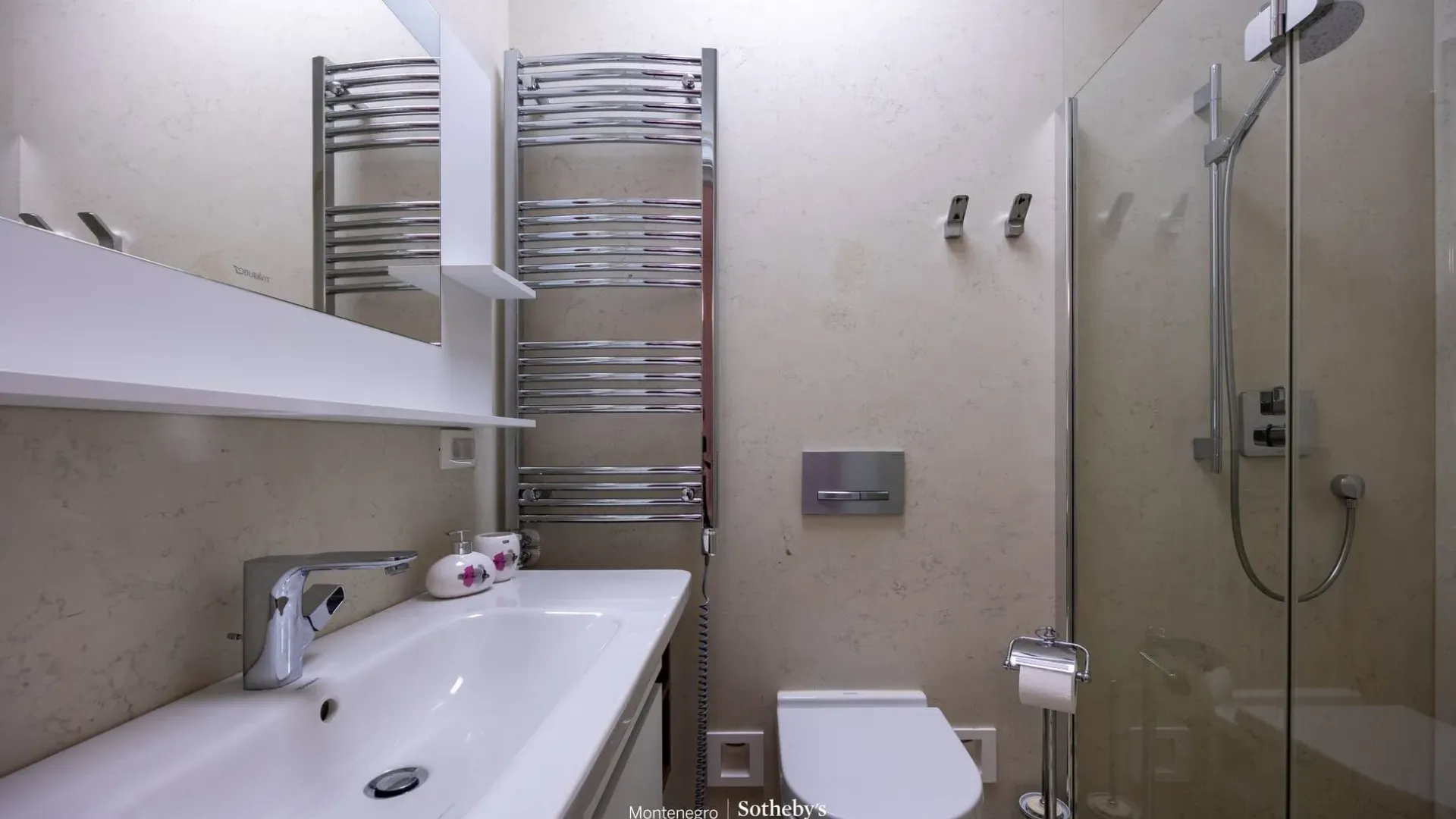 Rent, house, 587m², Dobrota, Kotor