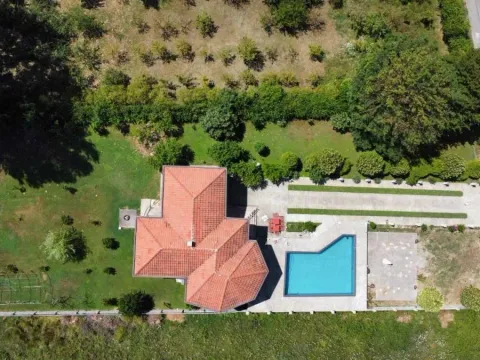 Prodaja, kuća, 350m², Jastreb, Danilovgrad - image 3
