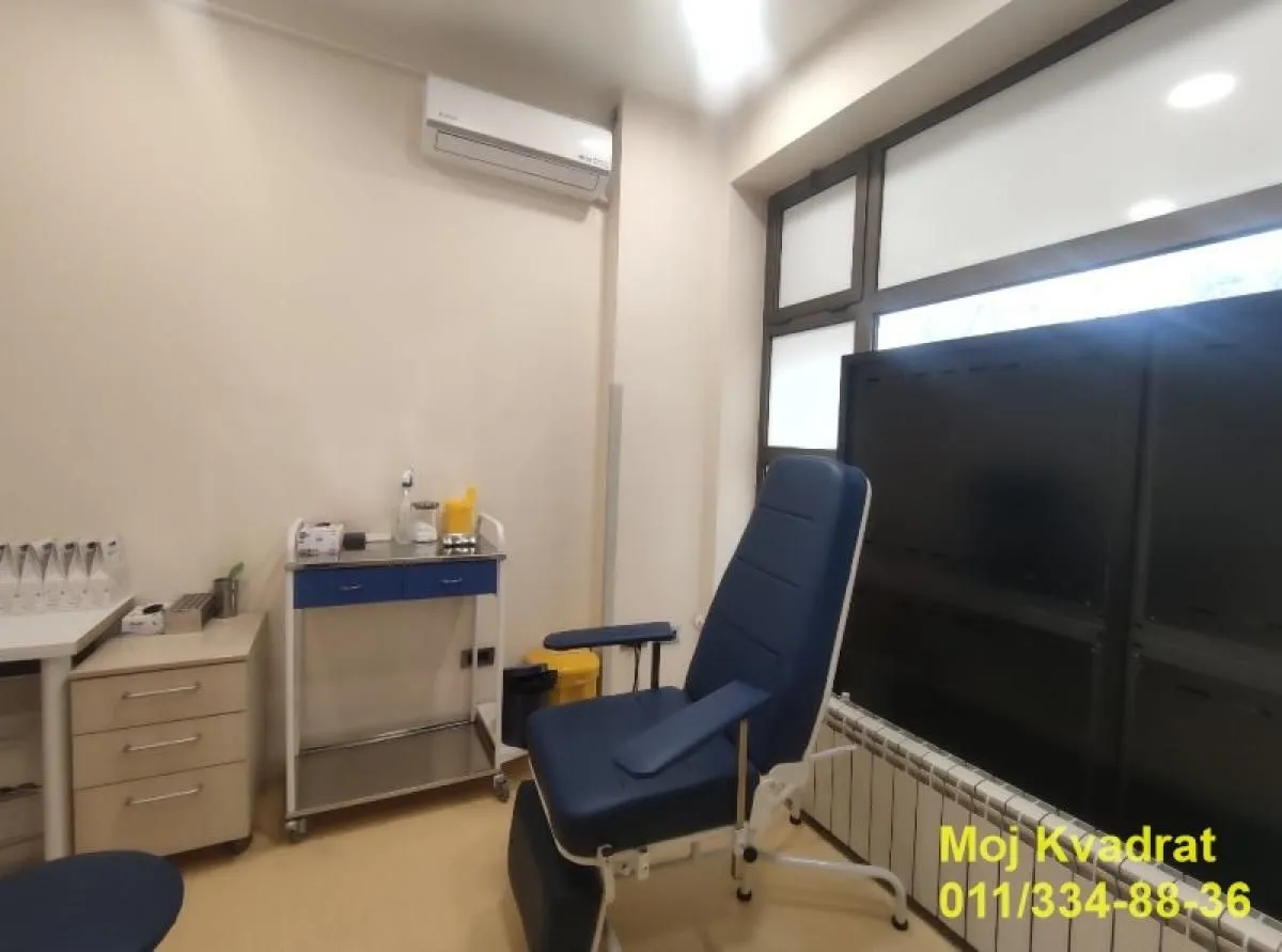 Sale, office space, 140m², Stari Grad, Beograd