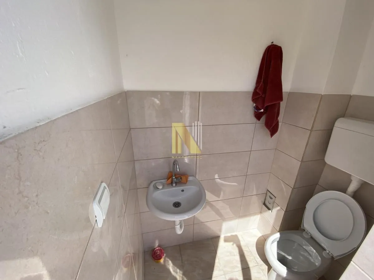 Prodaja, kuća, 105m², Petrovaradin, Novi Sad