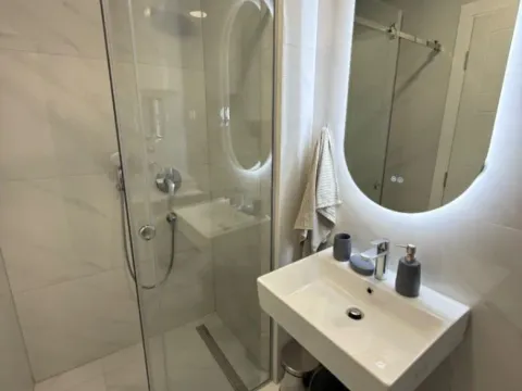 Izdavanje, garsonjera, 30m², Dubovica, Budva - image 8