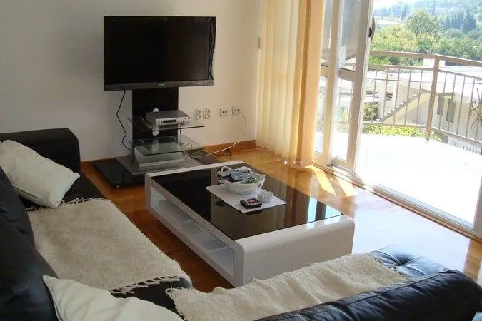 Prodaja, ugostiteljski objekat, 330m², Čanj, Bar
