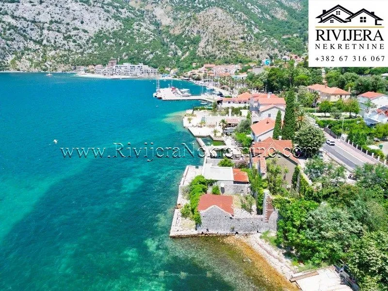 Sale, house, 104m², Risan, Kotor