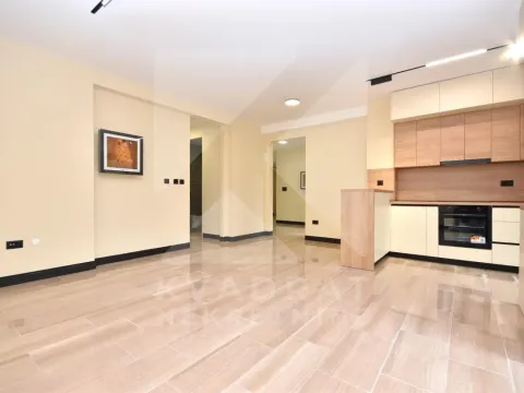 Rent, three bedroom apartment, 111m², Vezirov Most, Podgorica - image 2