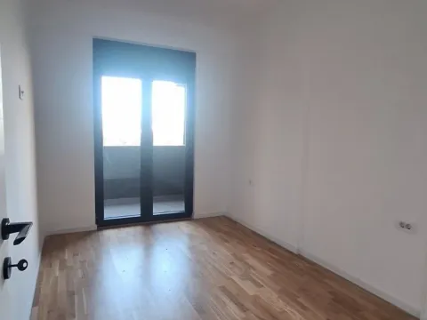 Rent, one bedroom apartment, 44m², Stari Aerodrom, Podgorica - image 3