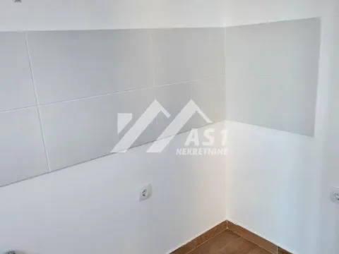 Prodaja, jednosoban stan, 37m², Petrovaradin, Novi Sad - image 4