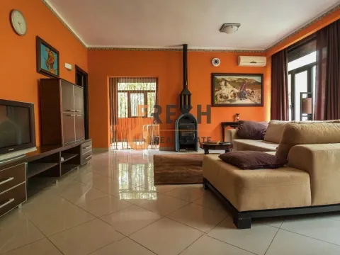 Prodaja, kuća, Kotor, Crna Gora - image 10