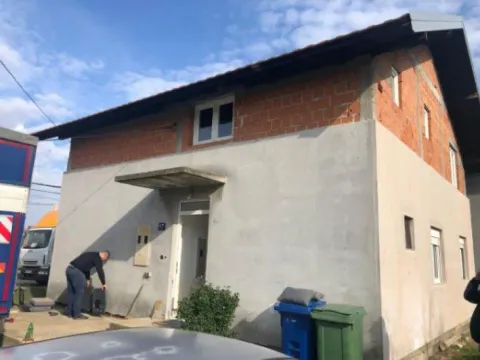 Sale, house, 84m², Borča Sve Podlokacije, Beograd - image 3