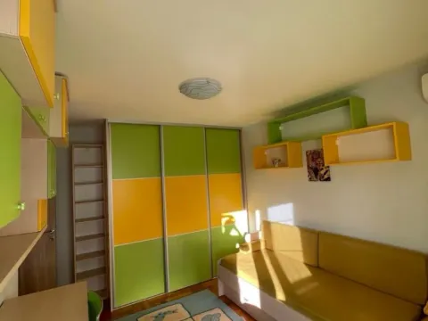 Rent, two bedroom apartment, 73m², Stari Aerodrom, Podgorica - image 12