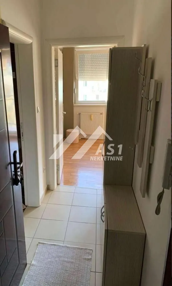 Rent, apartment, 25m², Bulevar Evrope, Novi Sad Sve Podlokacije