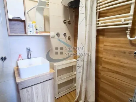 Izdavanje, dvosoban stan, 42m², Stari Grad, Beograd - image 18