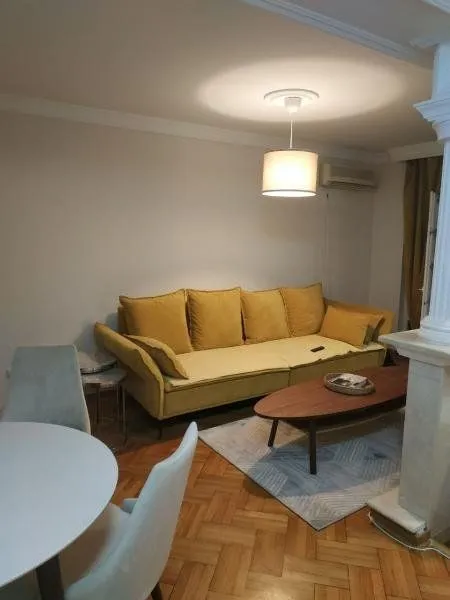 Izdavanje, dvosoban stan, 67m², Budva, Crna Gora